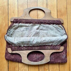 Vintage Fabric Handbag w Wooden Handle